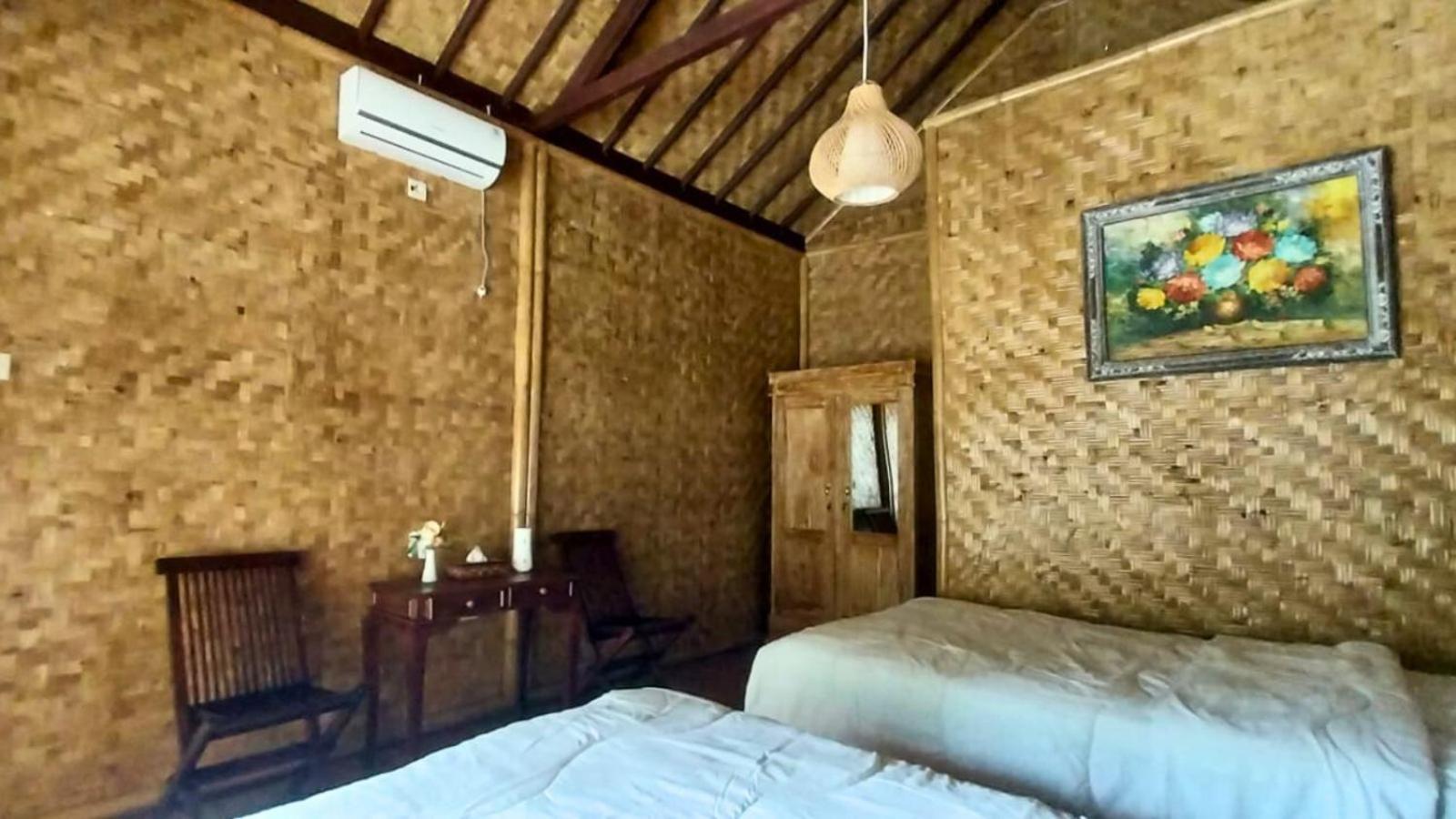 Pondok Sapta Sallaca Selat Exterior foto
