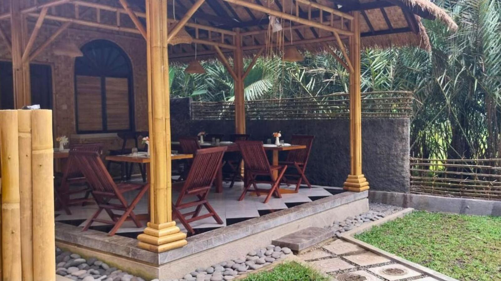 Pondok Sapta Sallaca Selat Exterior foto