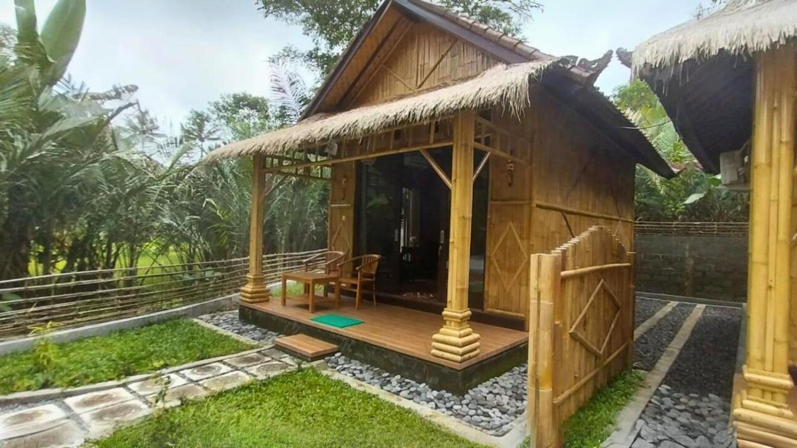Pondok Sapta Sallaca Selat Exterior foto